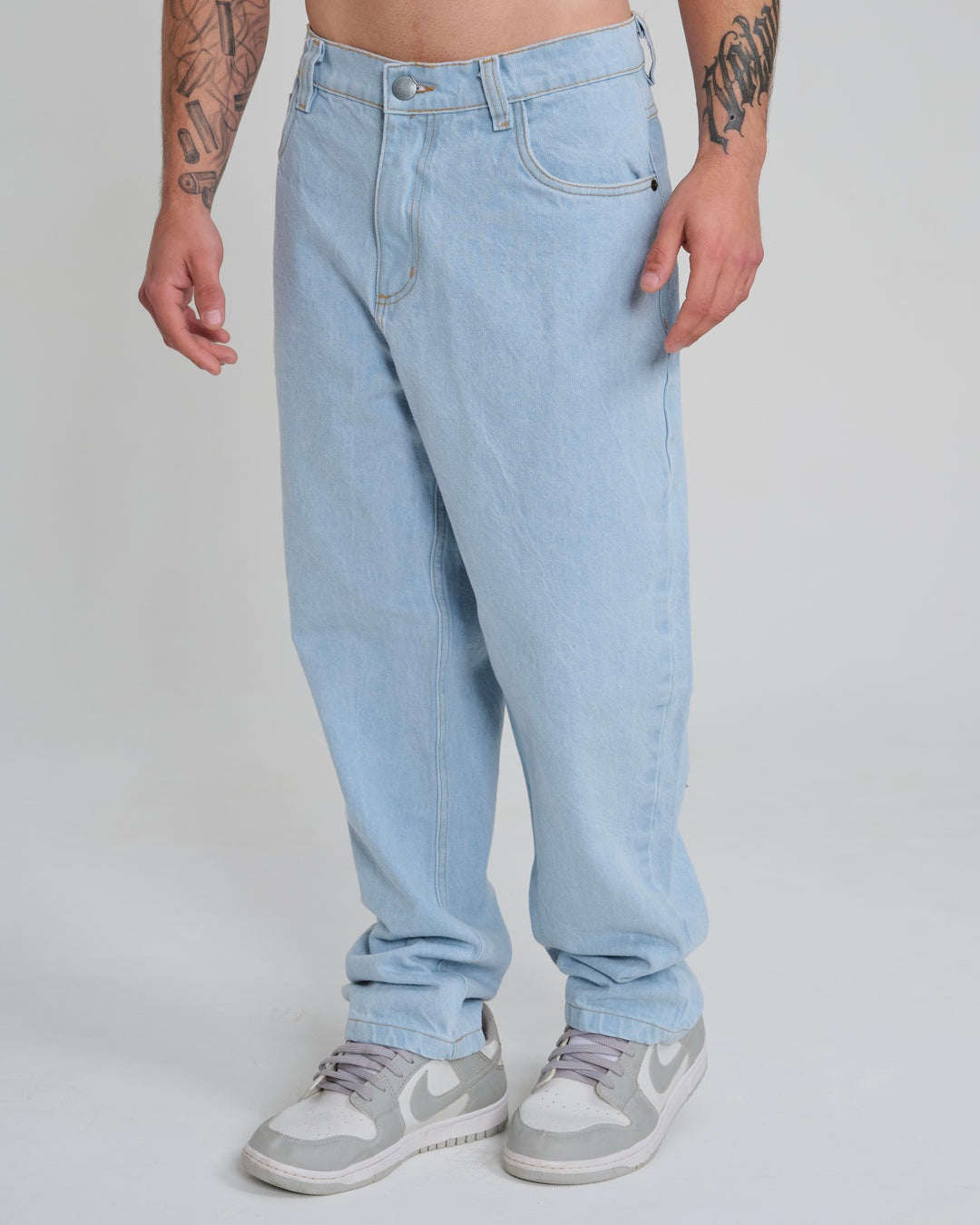 Straight Jeans - Light Blue
