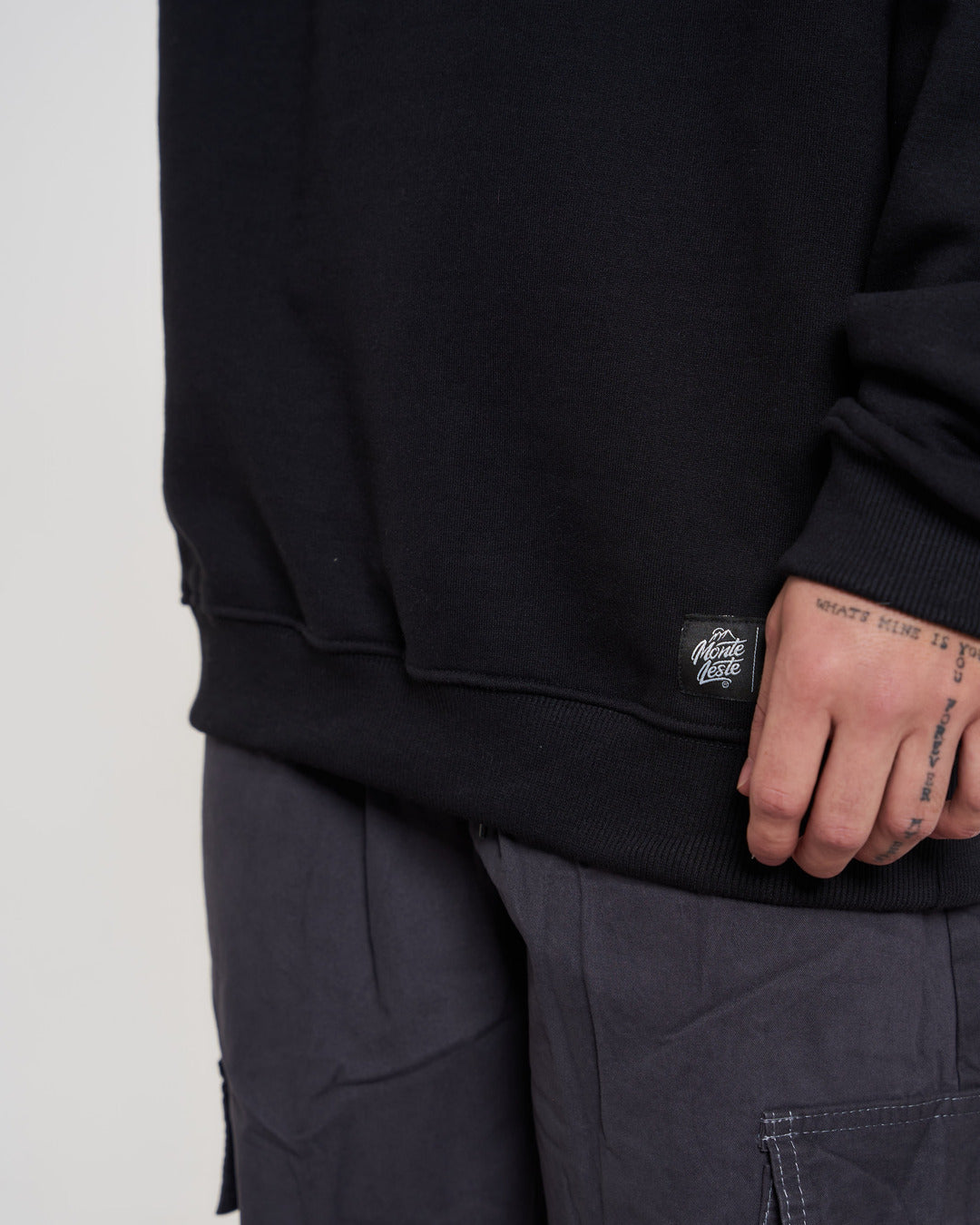 Pullover Sweatshirt Crew Neck - China Black