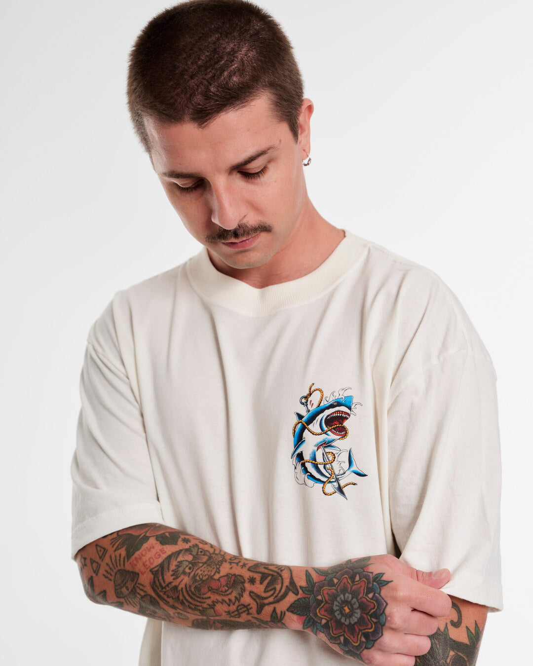 T-Shirt Oversized Printed Hunted - Off White