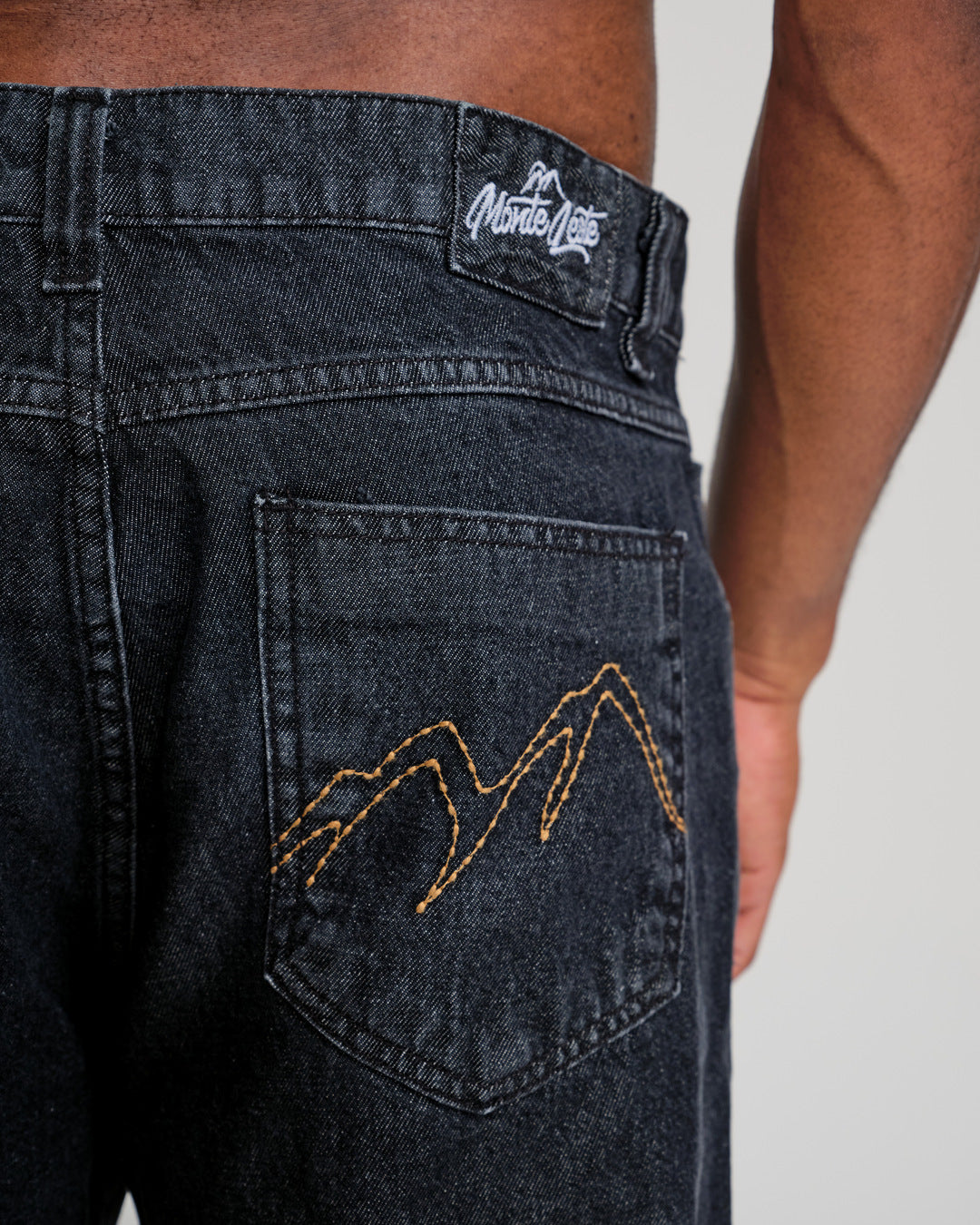 Straight Jeans - Black