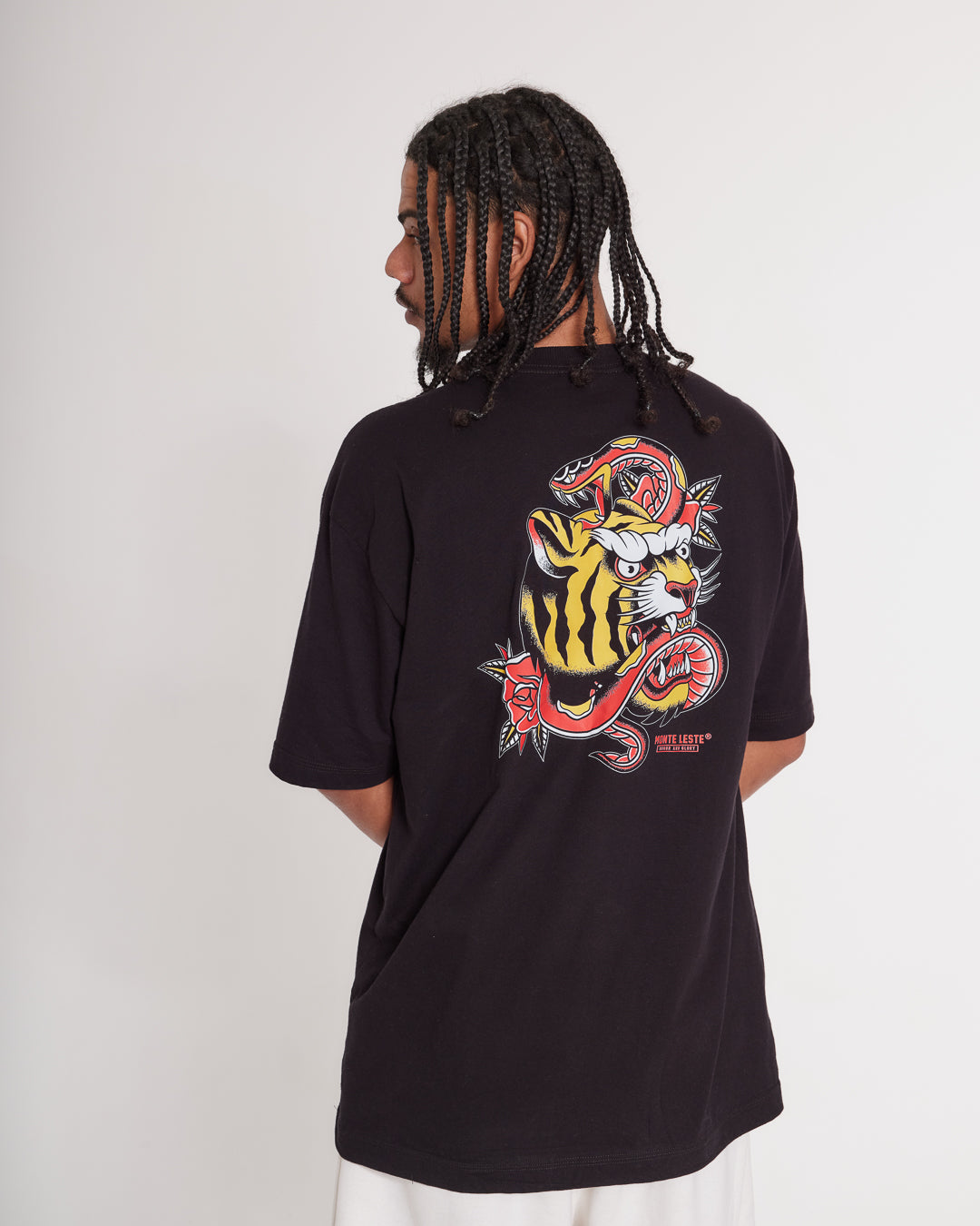 T-Shirt Oversized Printed Honor - Black